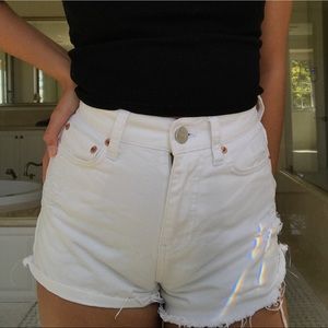 URBAN OUTFITTERS BDG WHITE JEAN SHORTS